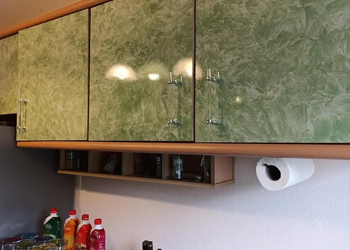 Weltoffenes Privates Gaestezimmer Bei Lgbtq Freundlichen Gastgeber Der Mit In Der Lebt *